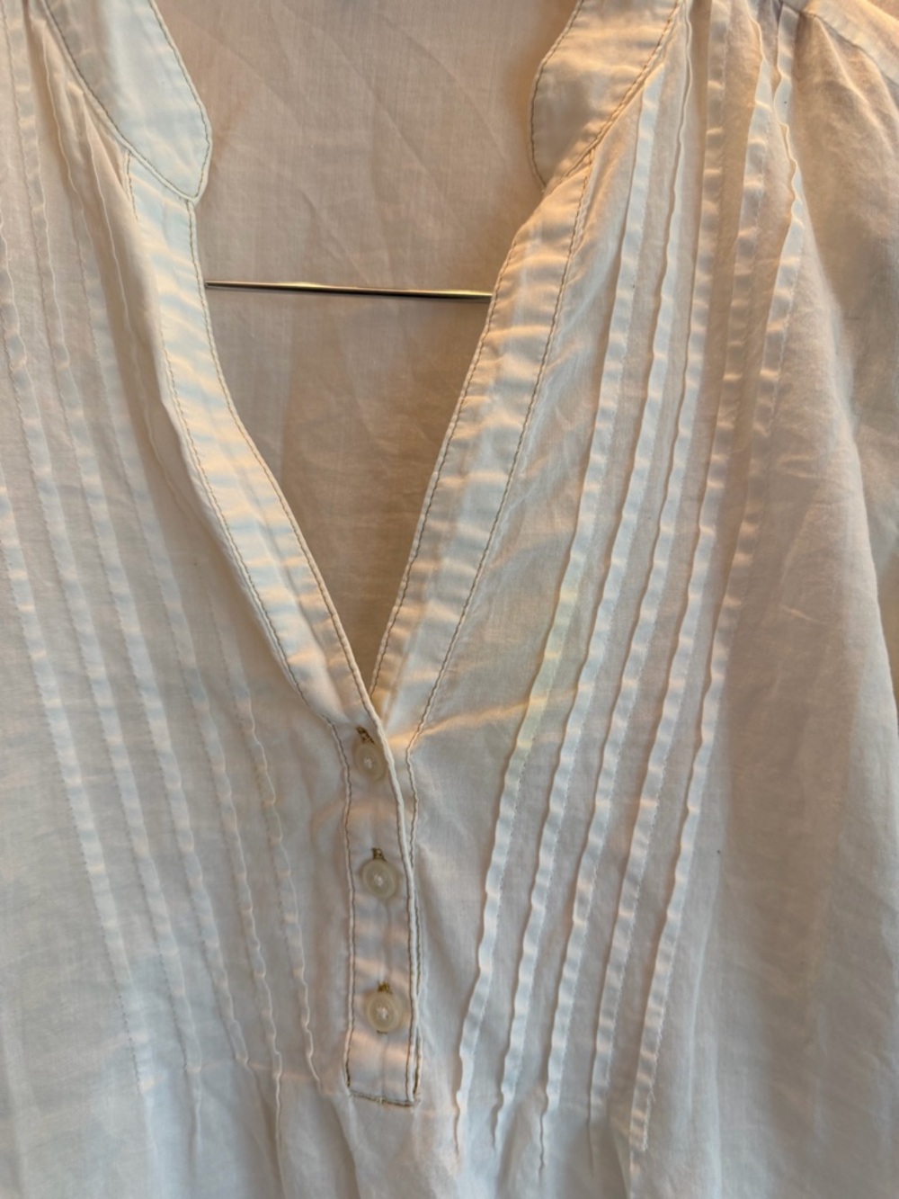 Express White 100% Cotton Pintuck V-Neck 3/4 Sleeve Tie Back Tunic Blouse Small - Picture 2 of 5